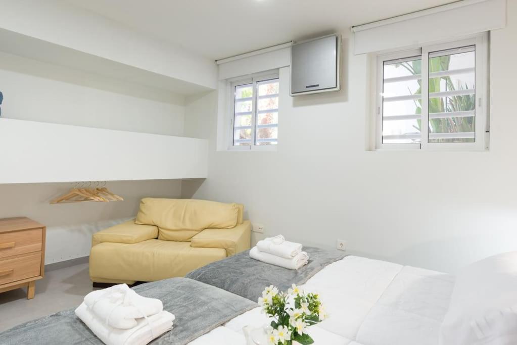 Incredible Luxury Location In Puerto Banus Beach For Families Marbella Exterior foto